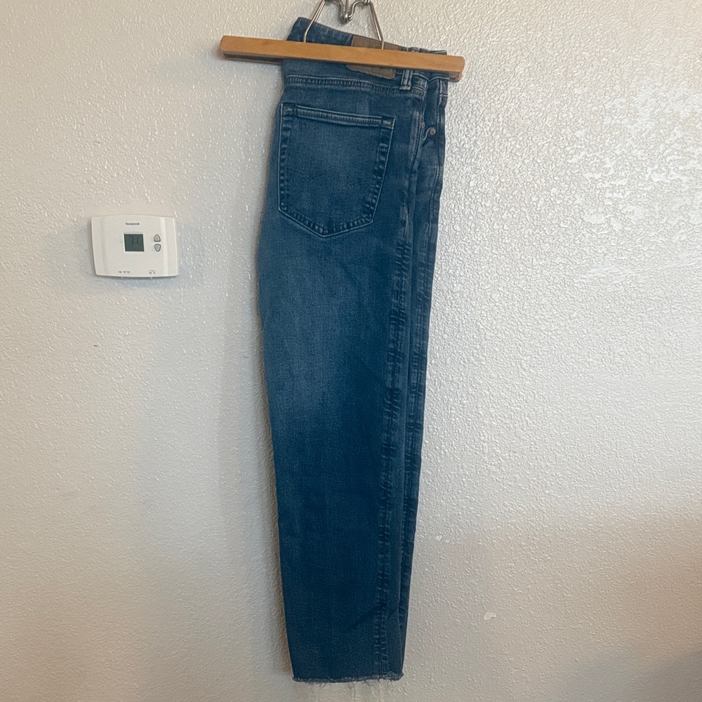 American Eagle Outfitters Slim Jeans in Dark Indigo (READ Description Please)